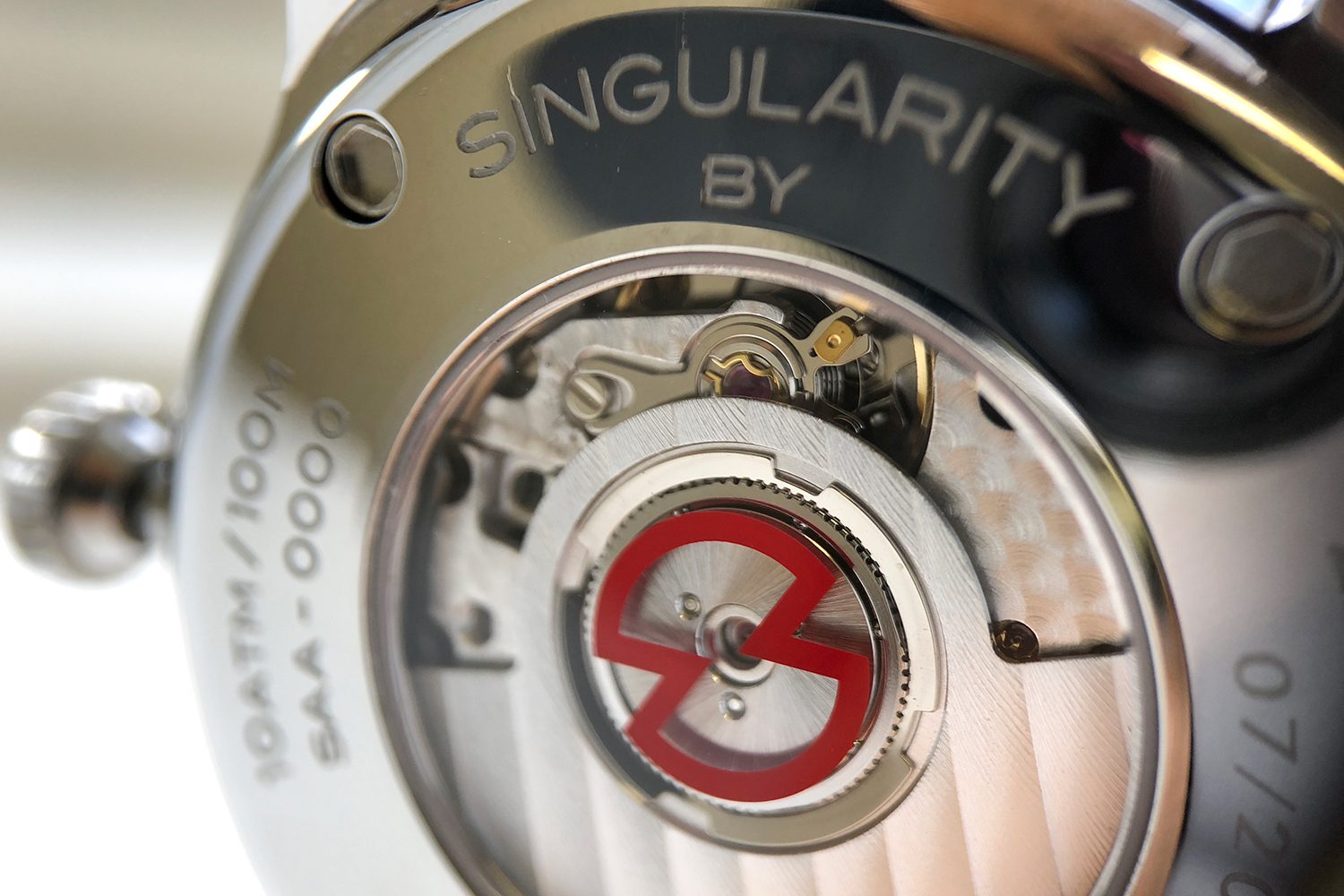 SNGLRTY watch bottom close