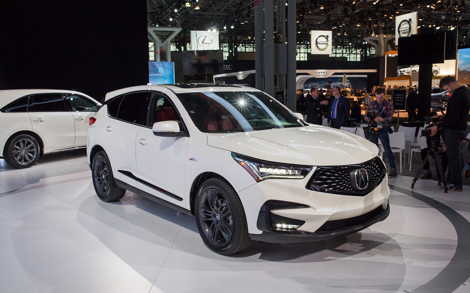production ready 2019 acura rdx arrives nyc 2018 new york