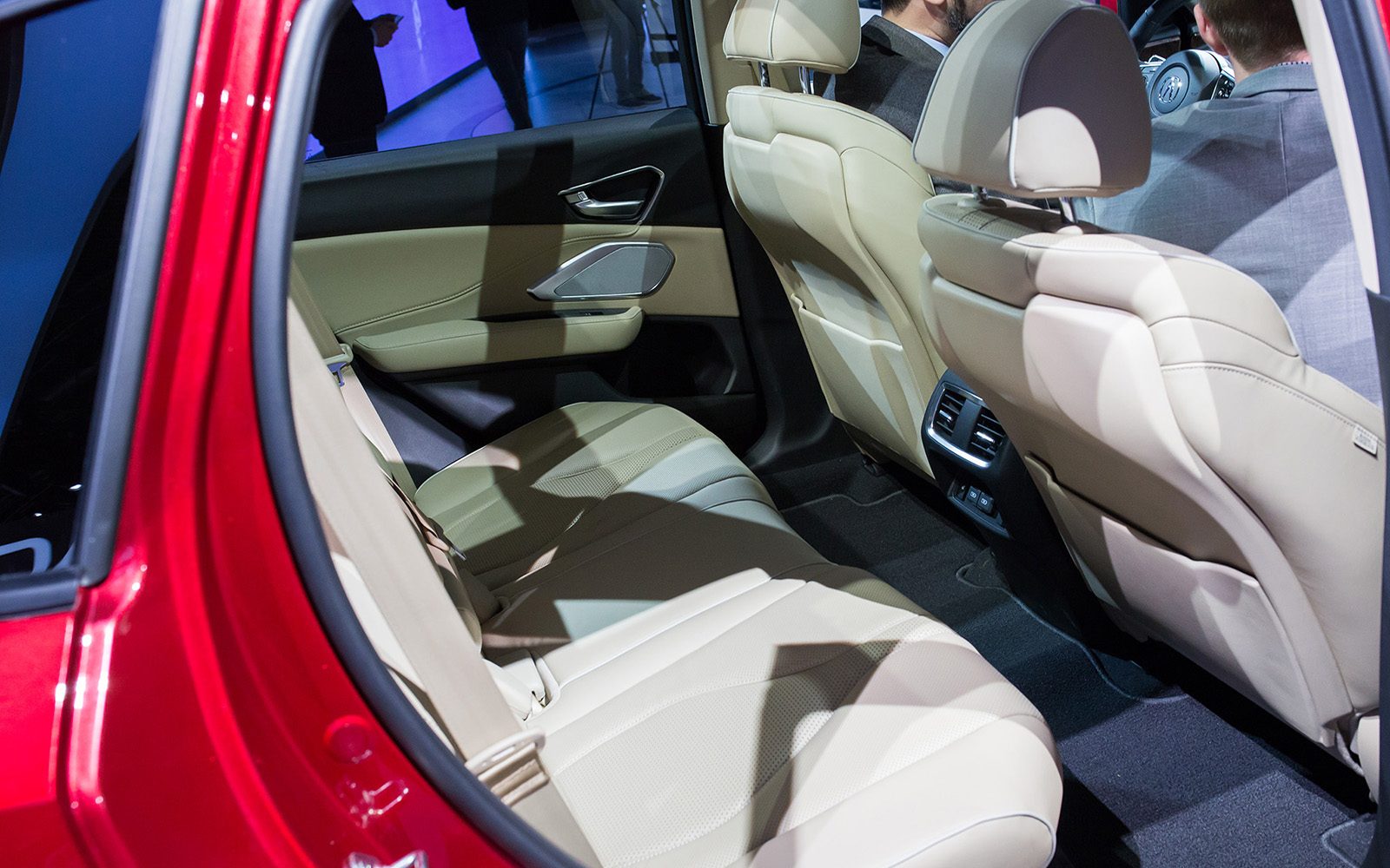 production ready 2019 acura rdx arrives nyc 2018 new york