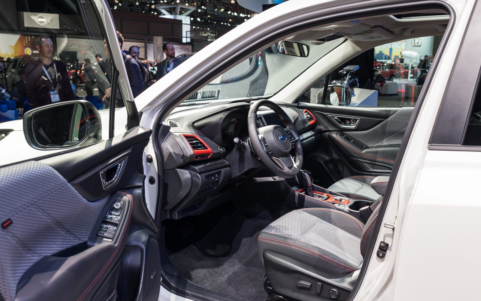 2019 subaru forester debuts in new york 2018 ny