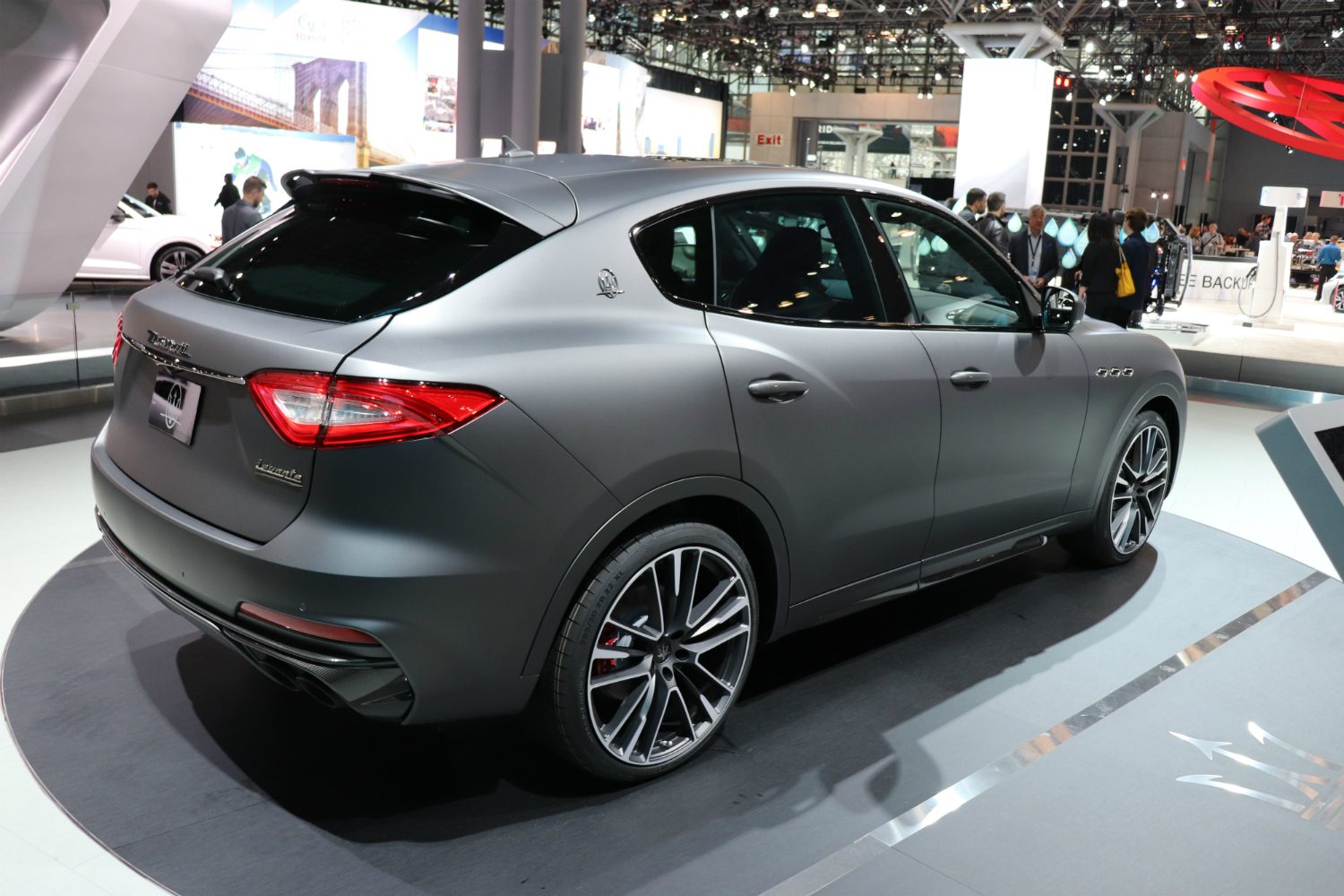 trofeo 2019 maserati levante  16