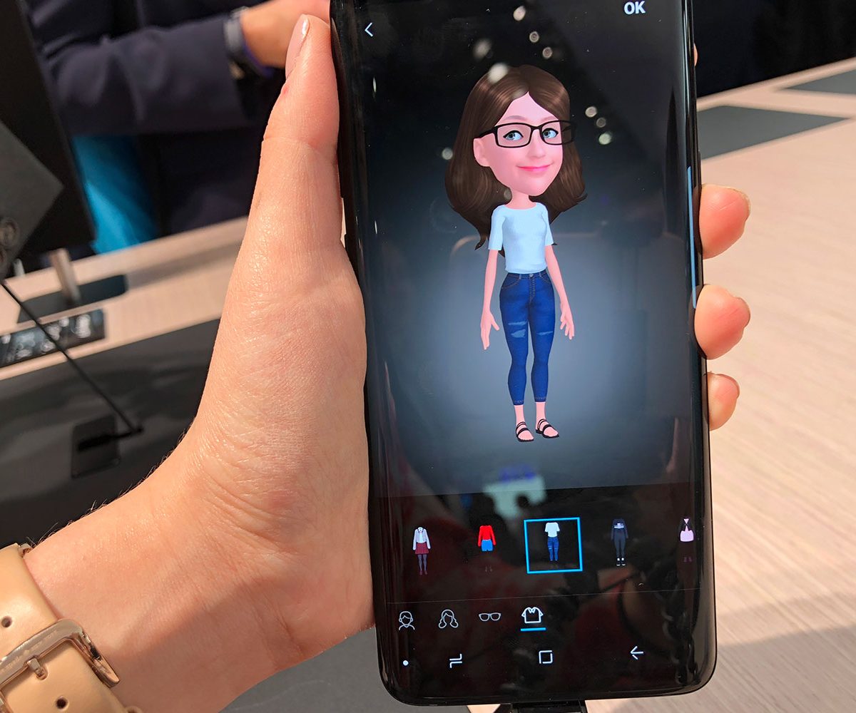 AR Emoji