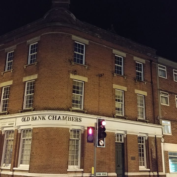 camera comparison Old Bank Chambers LG G6