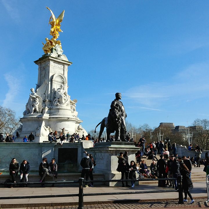 camera comparison Queen Victoria Memorial LG G6