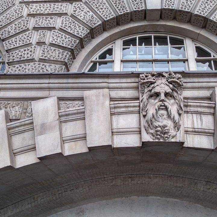 camera comparison Somerset House arch Blackberry Motion