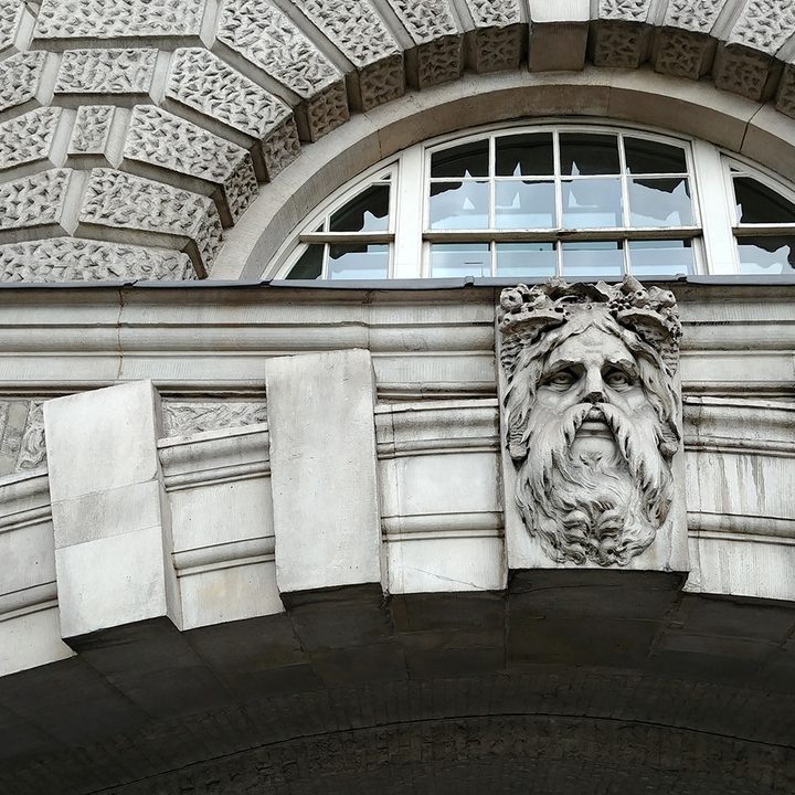 camera comparison Somerset House arch LG G6