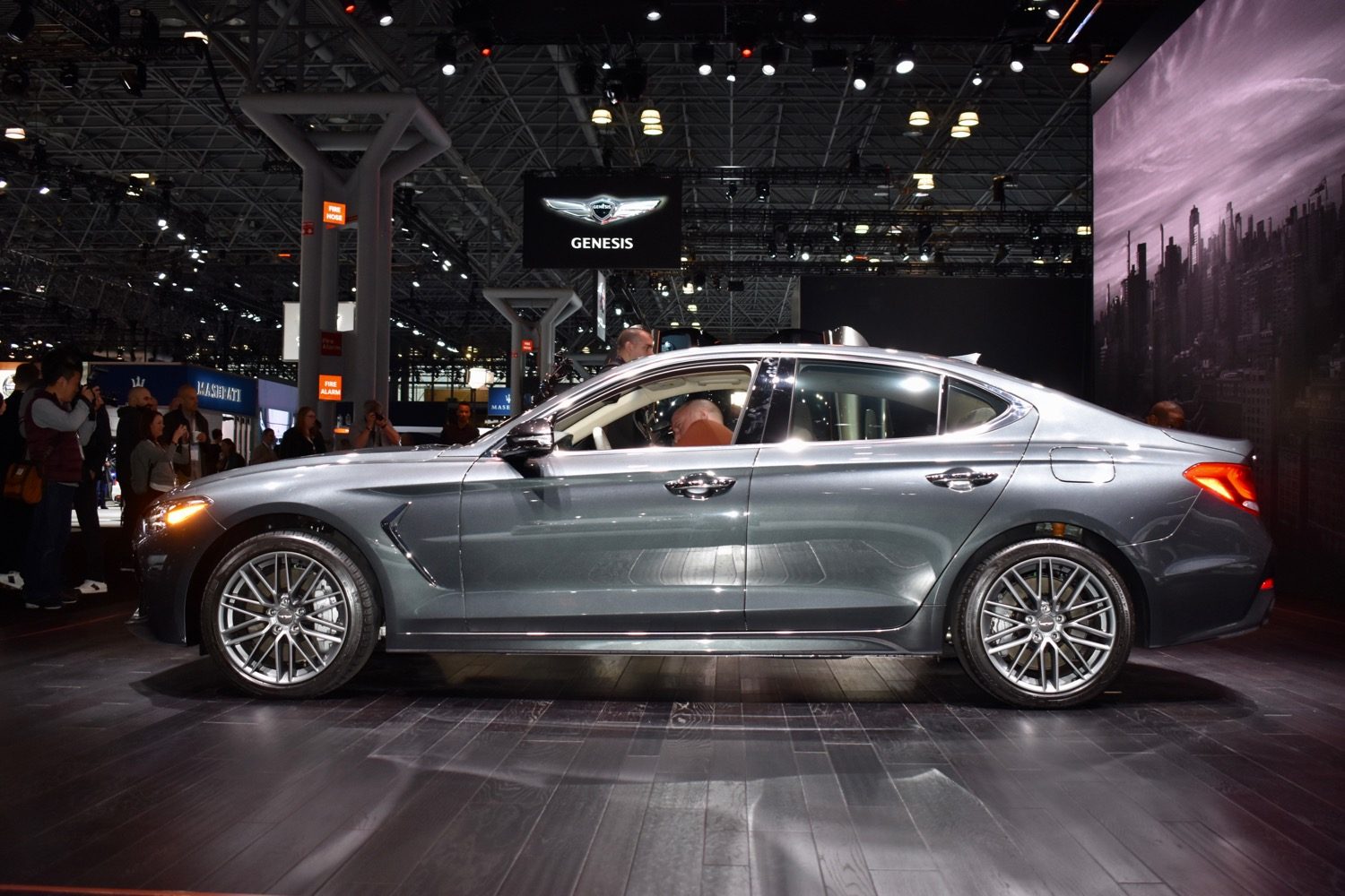 2019 Genesis G70