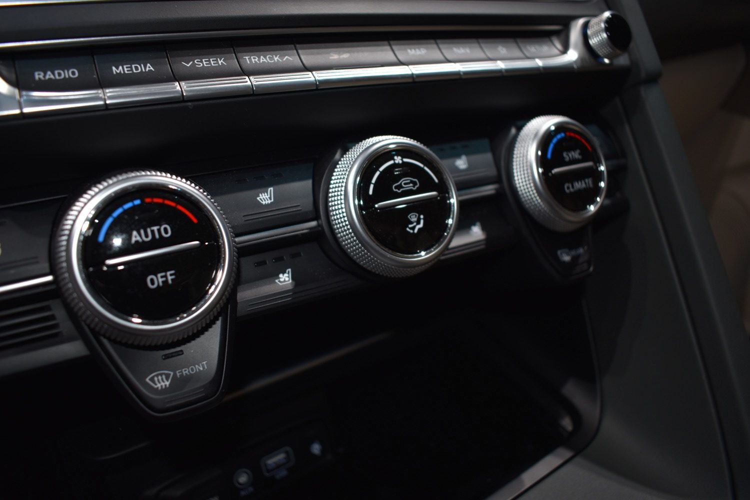 2019 Genesis G70