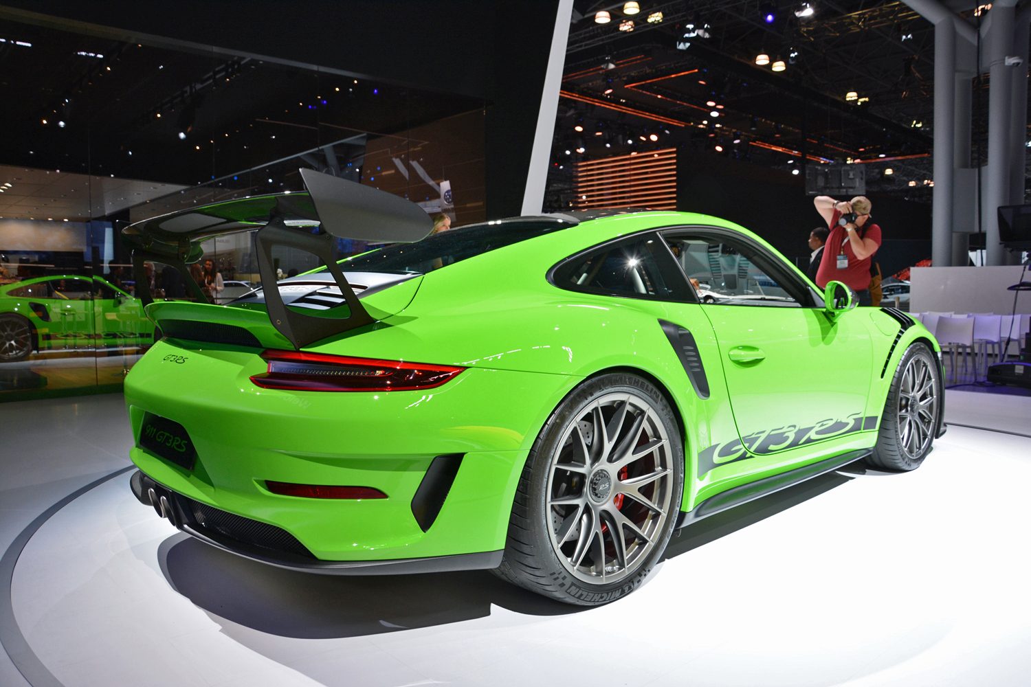 Porsche 911 GT3 RS Weissach Package
