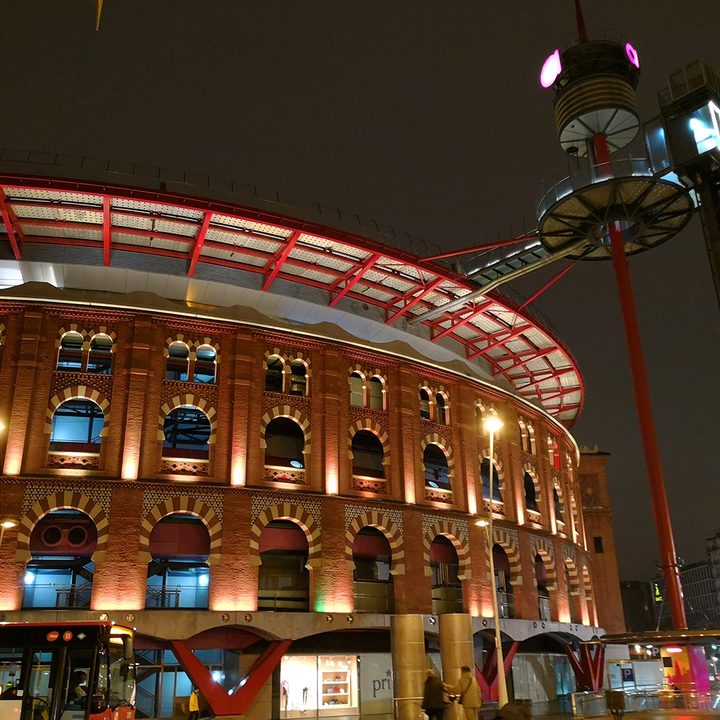 low light camera comparison Las Arenas Huawei Mate 10 Pro