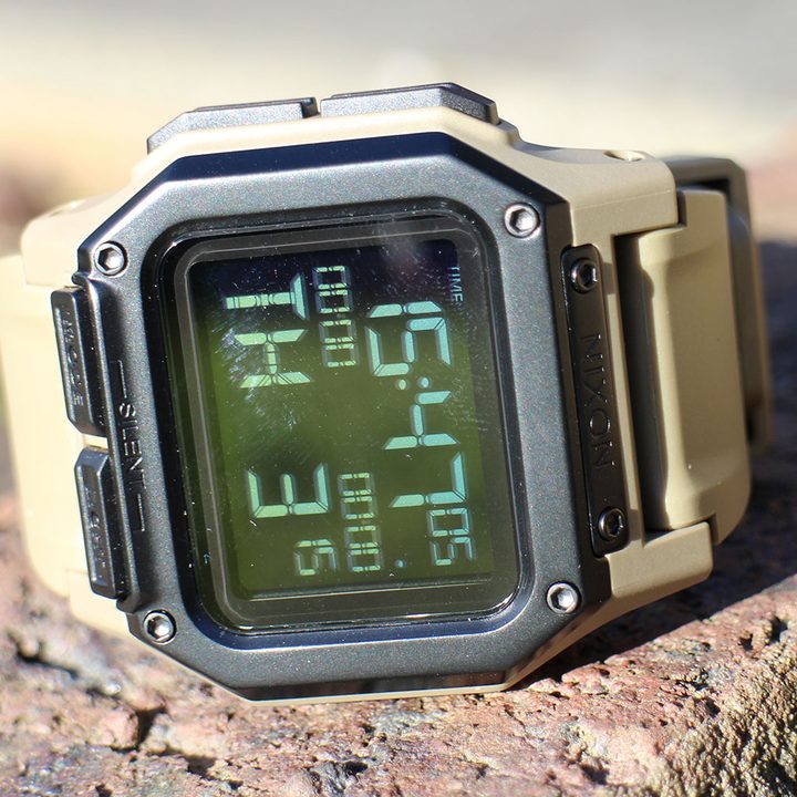 Nixon Regulus review