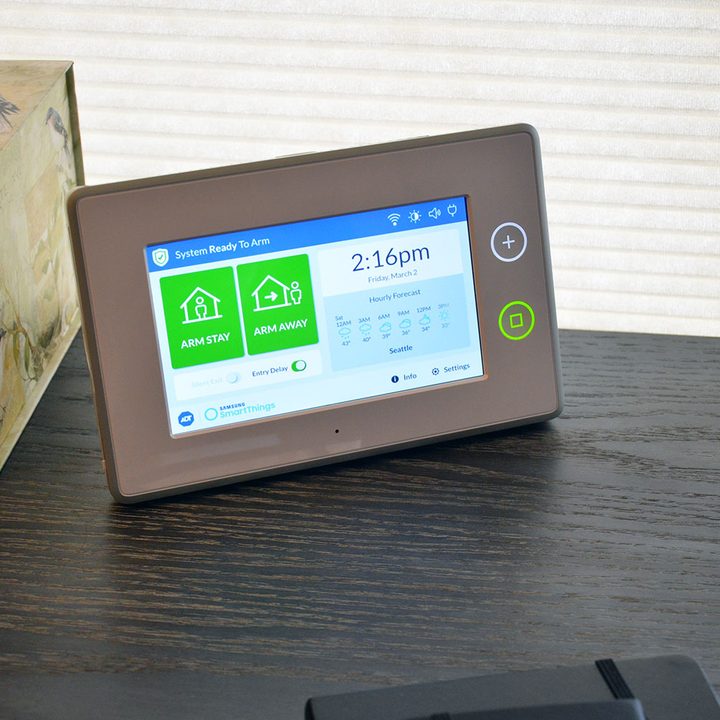 Samsung SmartThings ADT Home Security Kit