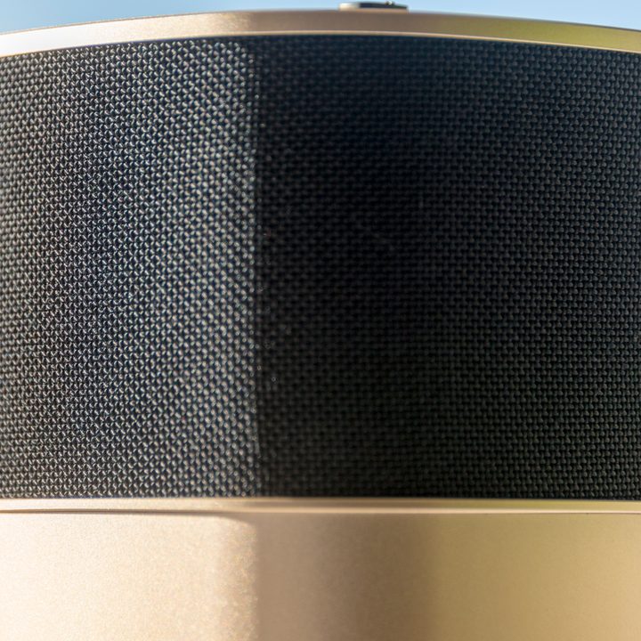 Studio 19 Solo EQ speaker