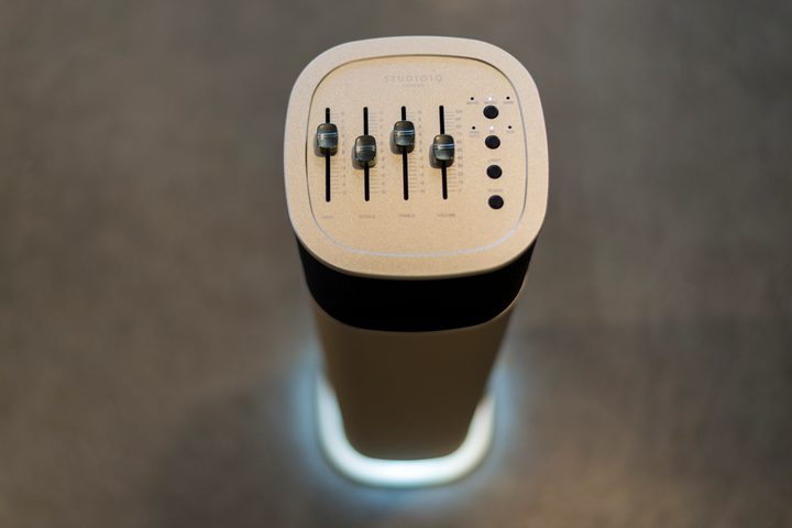 Studio 19 Solo EQ speaker