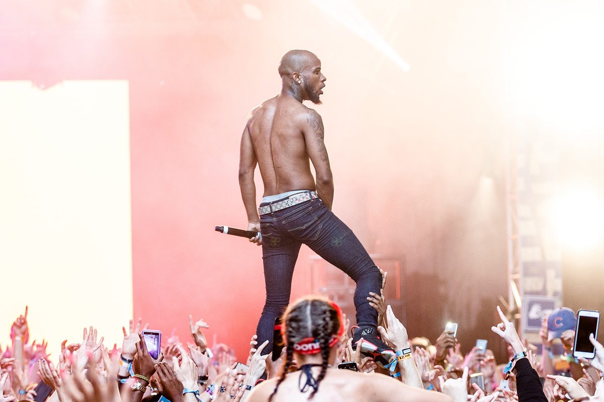 tory lanez crowd stand
