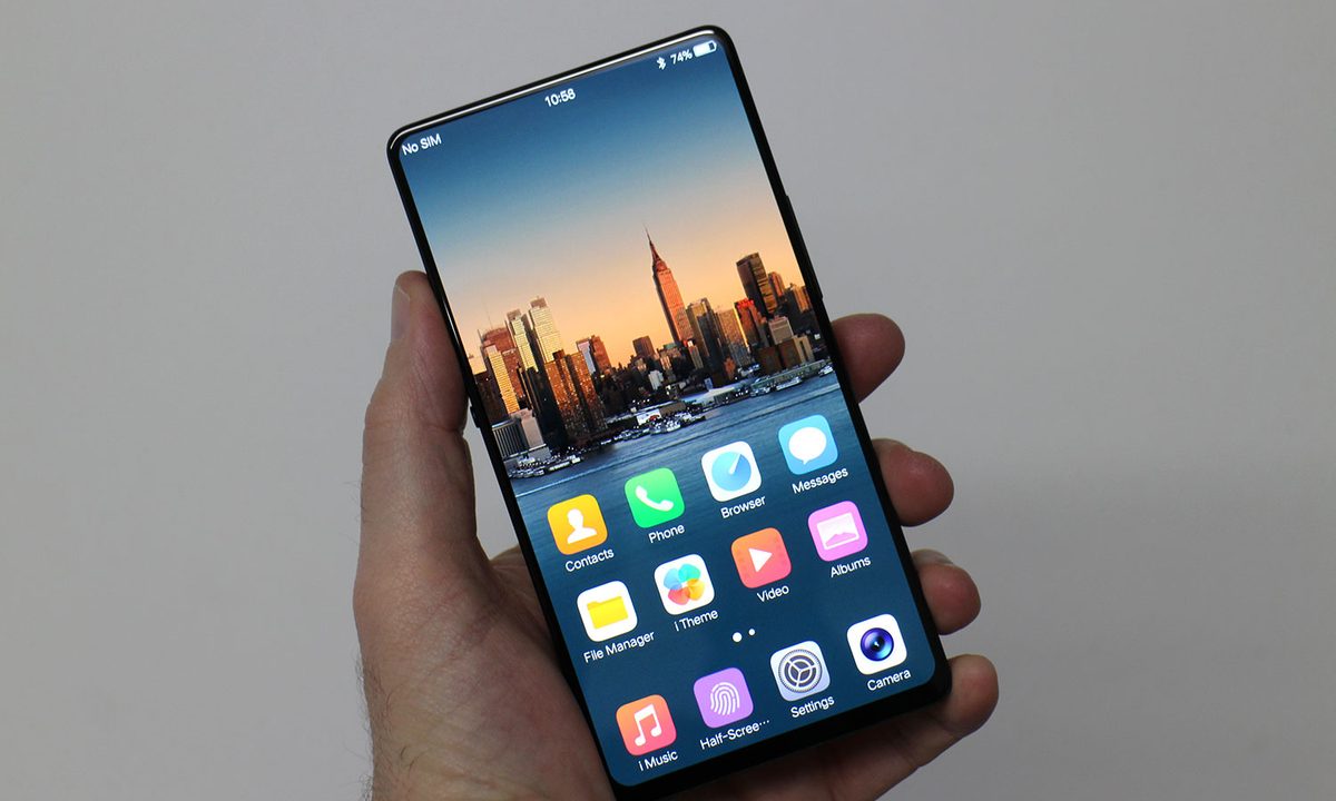 Vivo Apex in the hands of a person.,