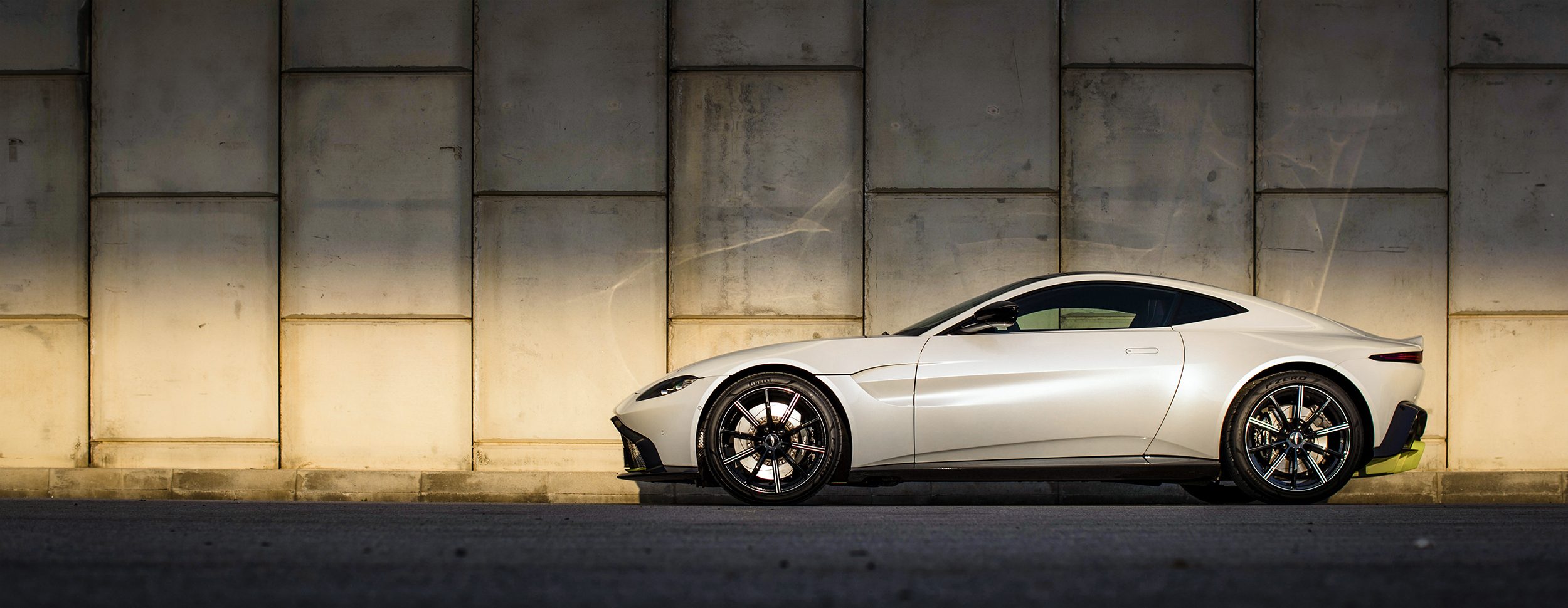 2019 Aston Martin Vantage First Drive
