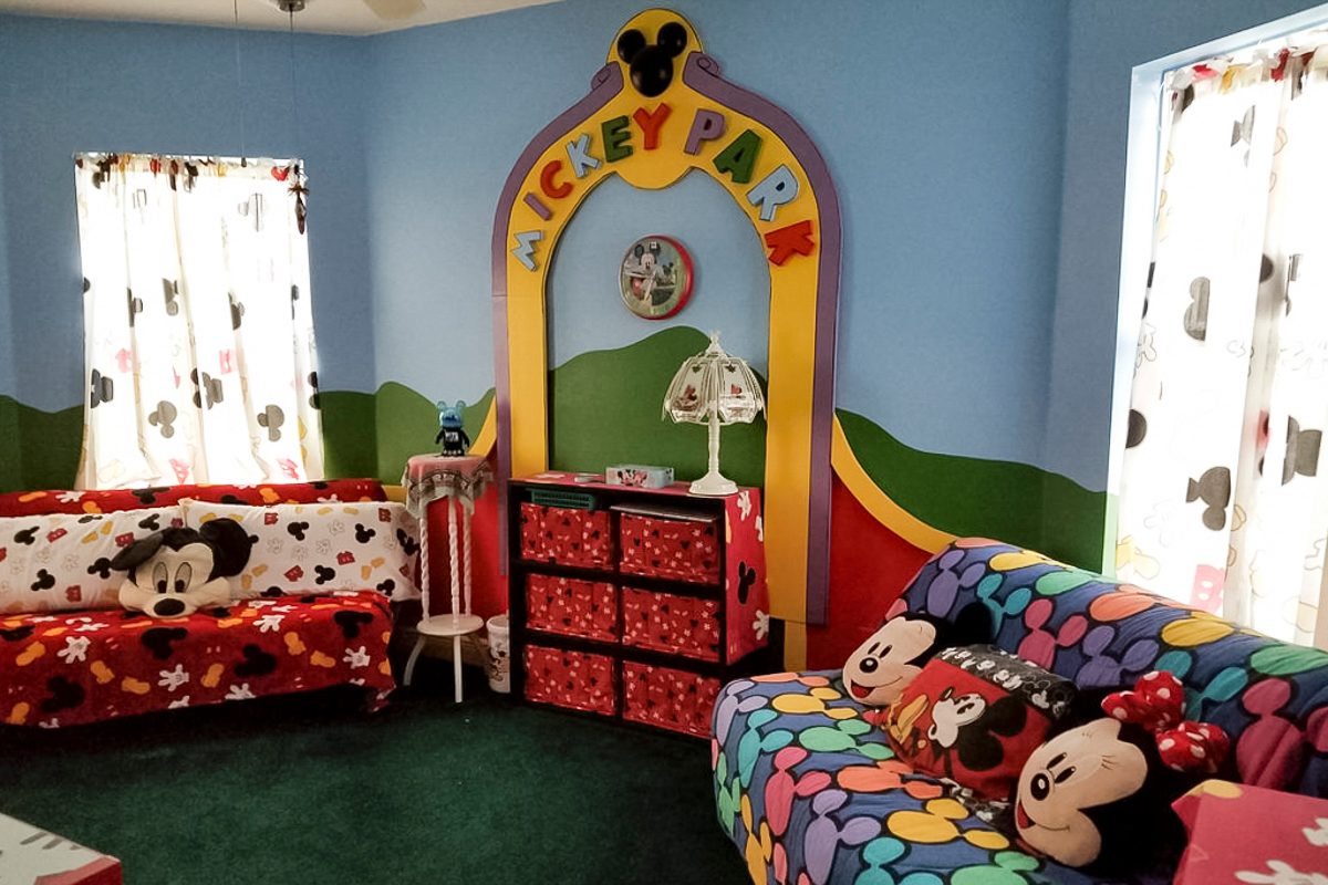 disney themed mansion house gallery 1635