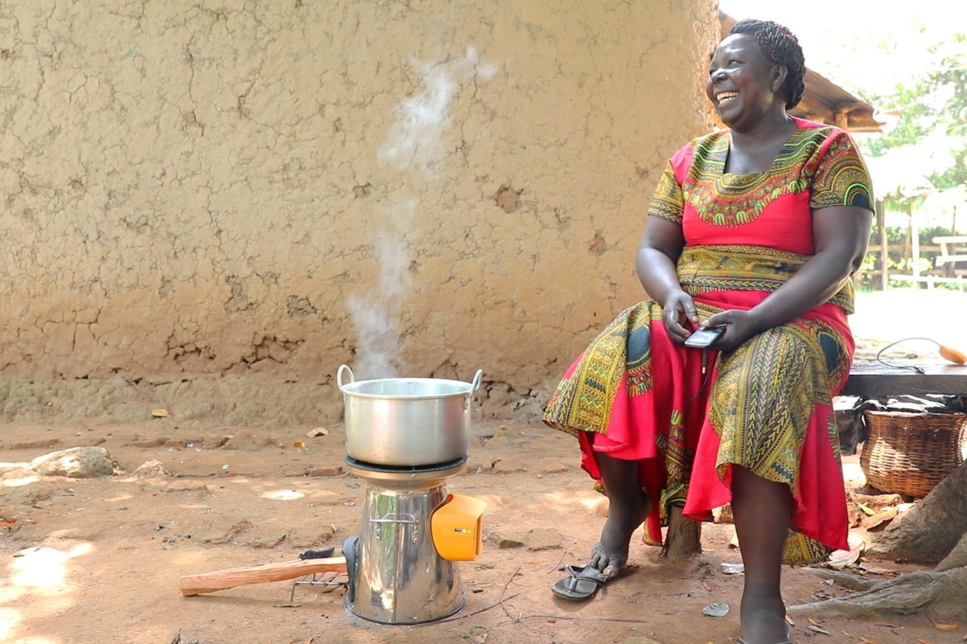 biolite homestove homestove2 lifestyle1