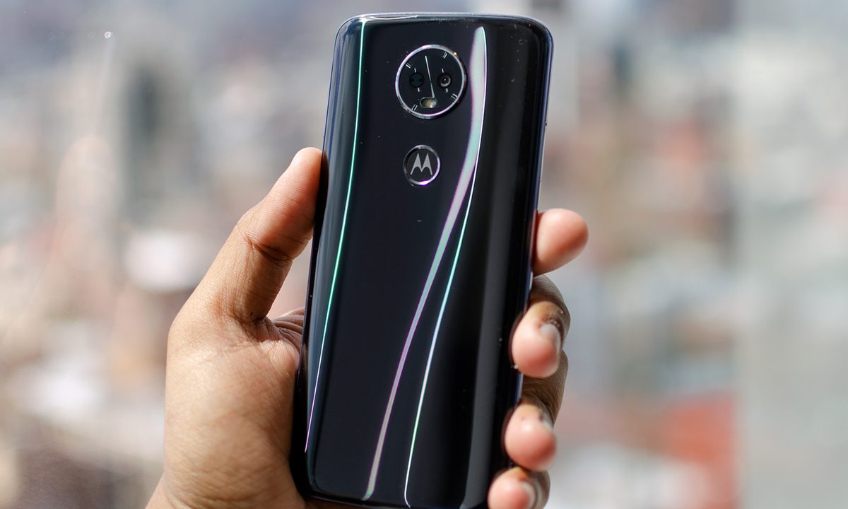 moto e5 plus review hands on 9