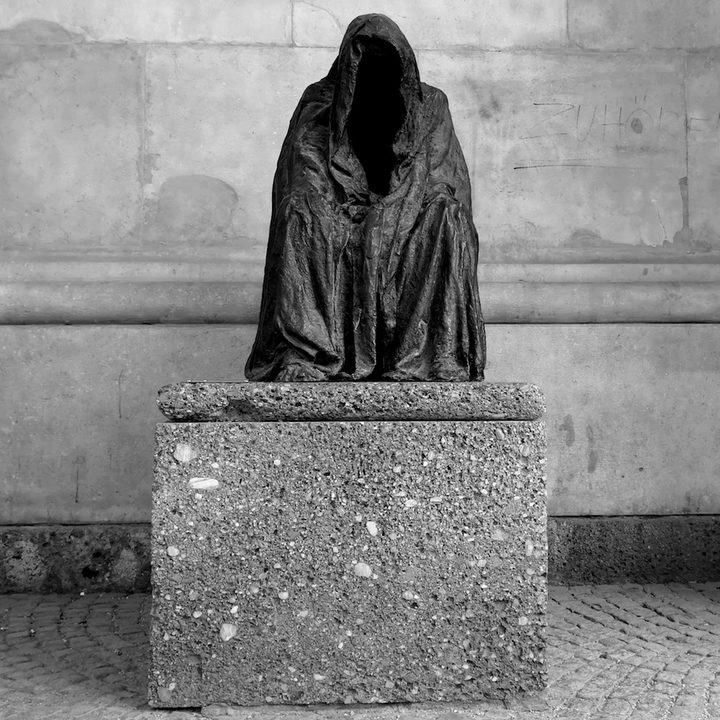 monochrome photography tips p20 pro figure edit