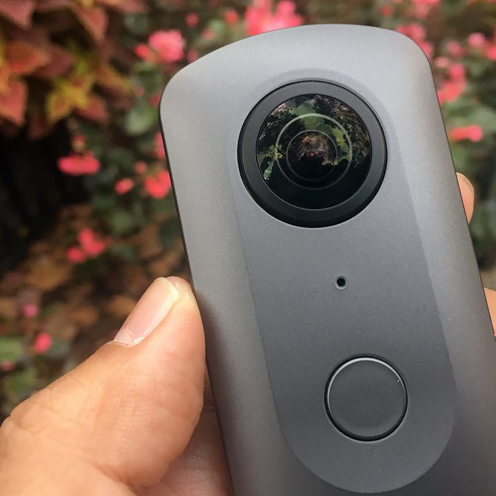 Ricoh Theta V