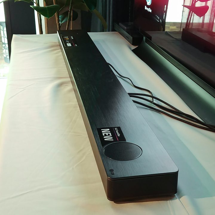 LG SK10Y Soundbar