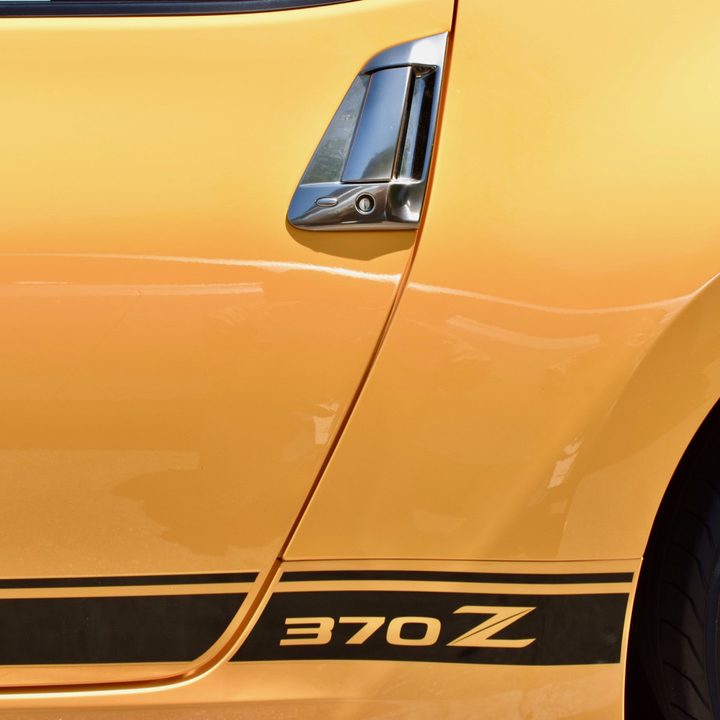 2018 nissan 370z review 37oz model logo