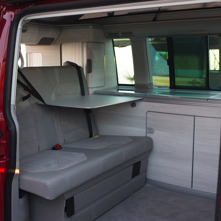 2018 volkswagen t6 transporter california review 16