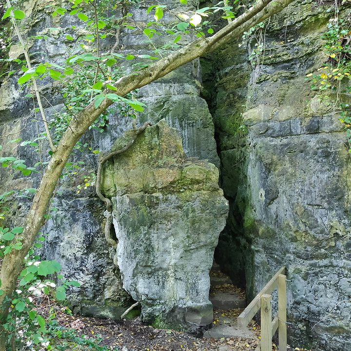 oneplus 6 5t 5 3t camera shootout chimney entrance