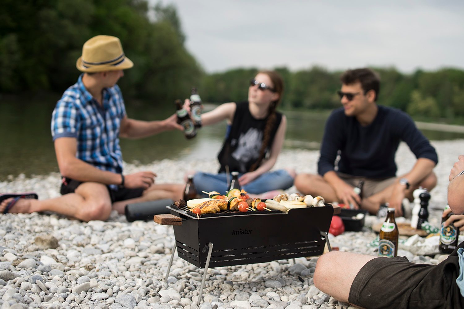 knister grill handlebar bbq friends with