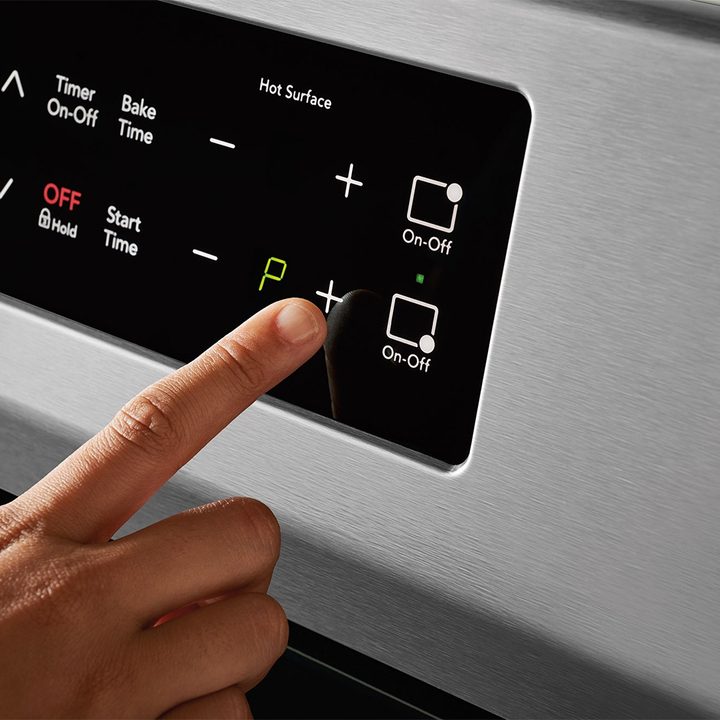 cooking on the frigidaire gallery fgif3036tf induction range self cleaning oven 9