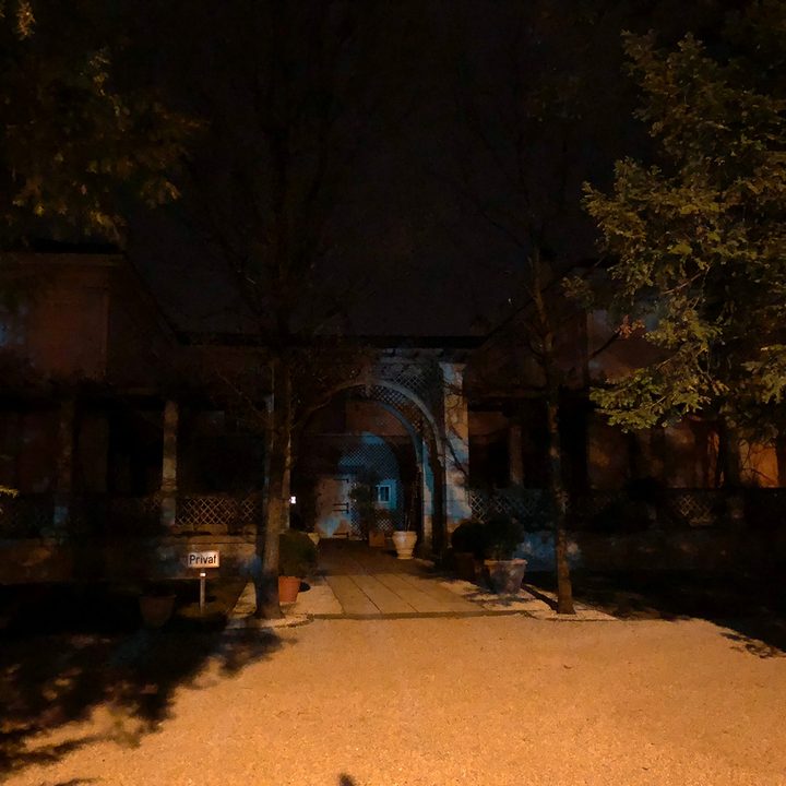 photo shootout p20 pro galaxy s9 iphone x pixel 2 darkness