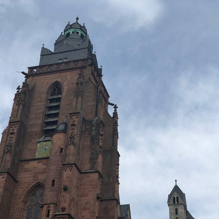 photo shootout p20 pro galaxy s9 iphone x pixel 2 spire