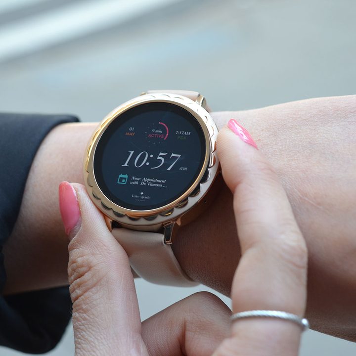Kate Spade Scallop Touchscreen review