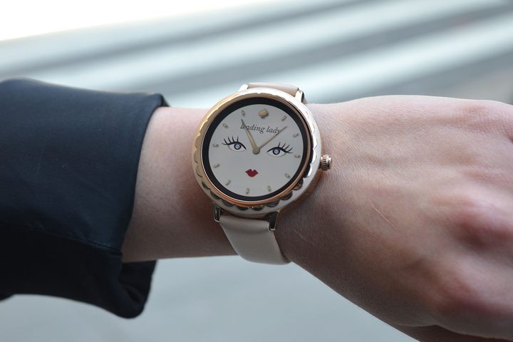 Kate Spade Scallop Touchscreen review