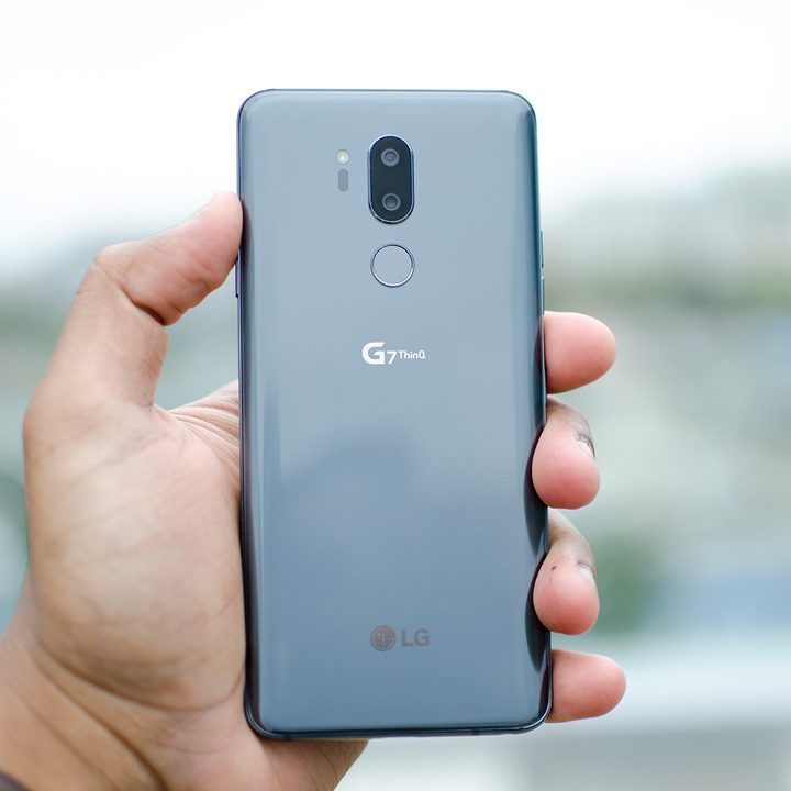 lg g7 thinq review hands on back full window
