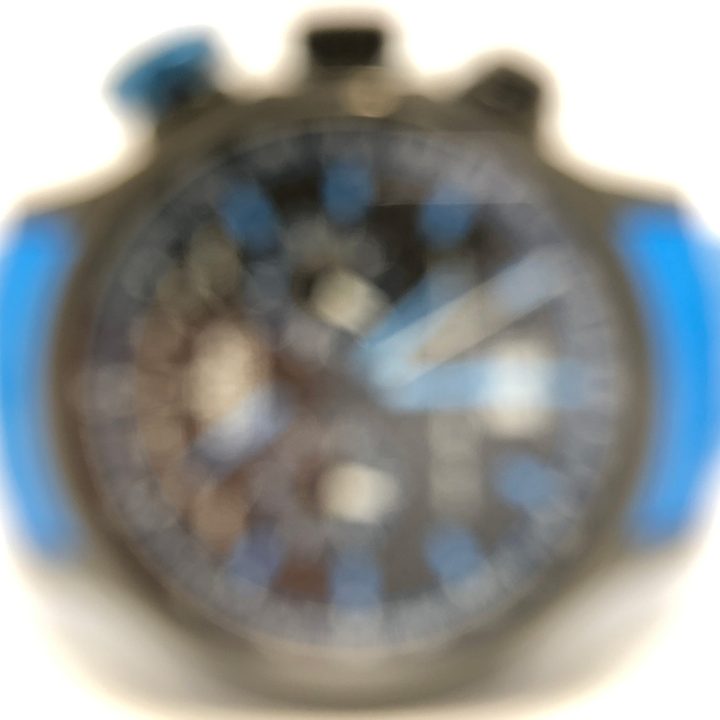 smartphone macro lens camera shootout watch black eye