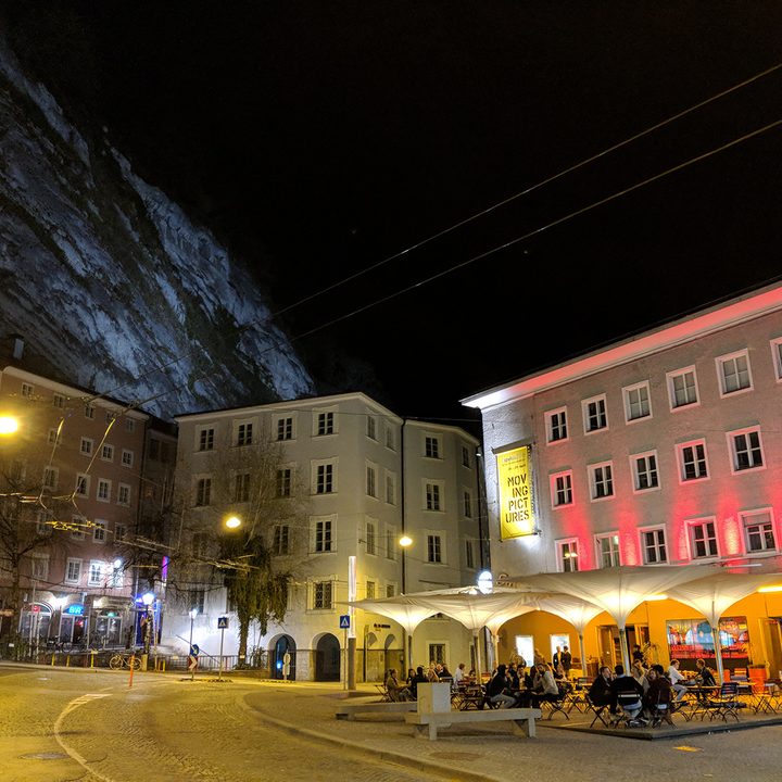 photo shootout p20 pro galaxy s9 iphone x pixel 2 cafe