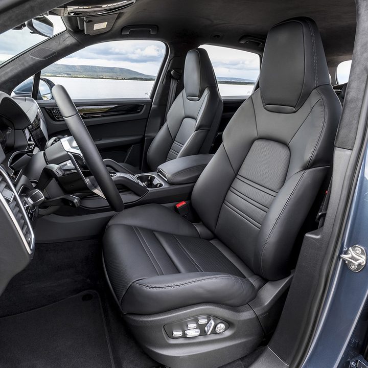 2019 porsche cayenne e hybrid review seats