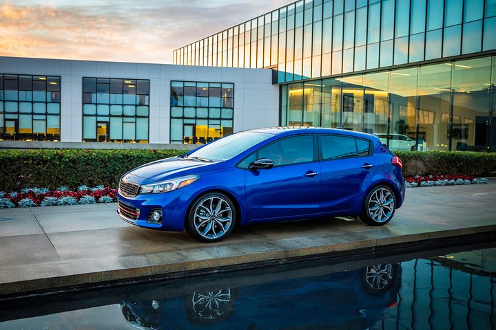 2018 Kia Forte5 SX left