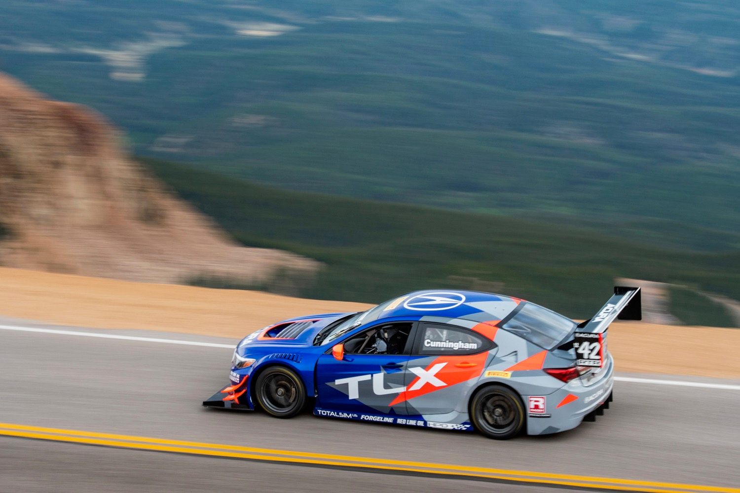 Acura TLX GT 2018 Pikes Peak International Hill Climb
