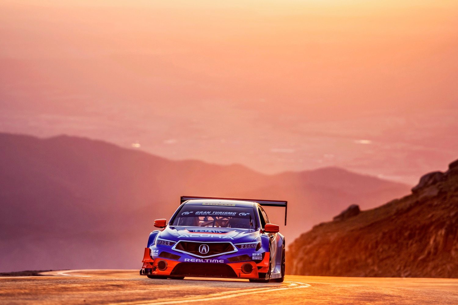 Acura TLX GT 2018 Pikes Peak International Hill Climb
