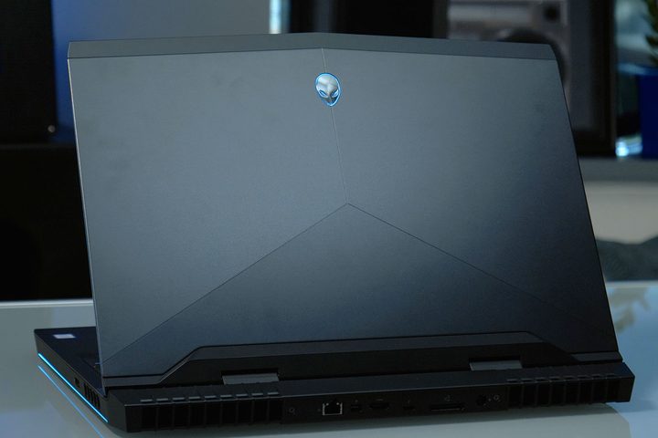 Alienware 17 R5 review