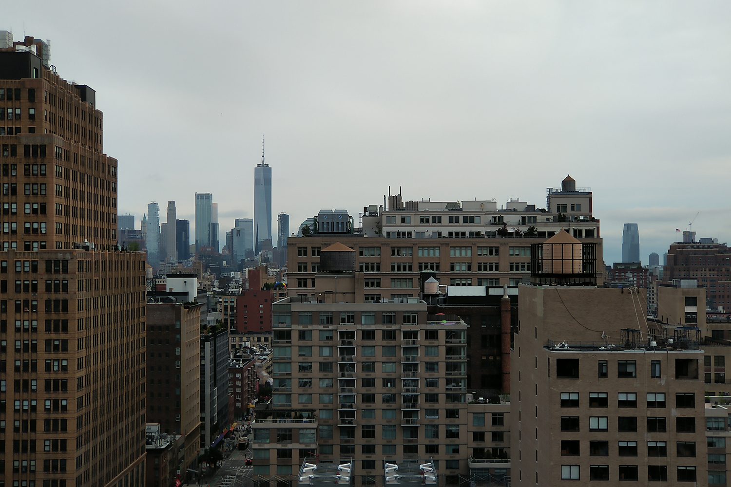 blackberry key2 camera sample city skyline
