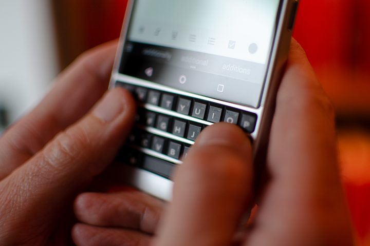 blackberry key2 keyboard