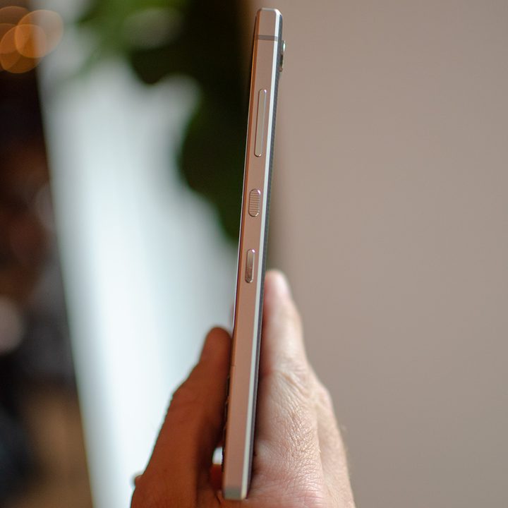 blackberry key2 right profile