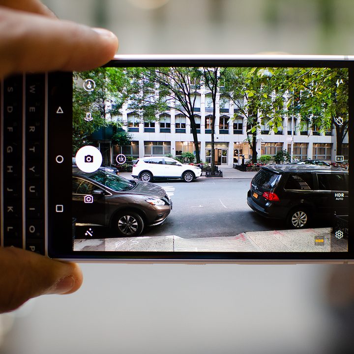 blackberry key2 camera app