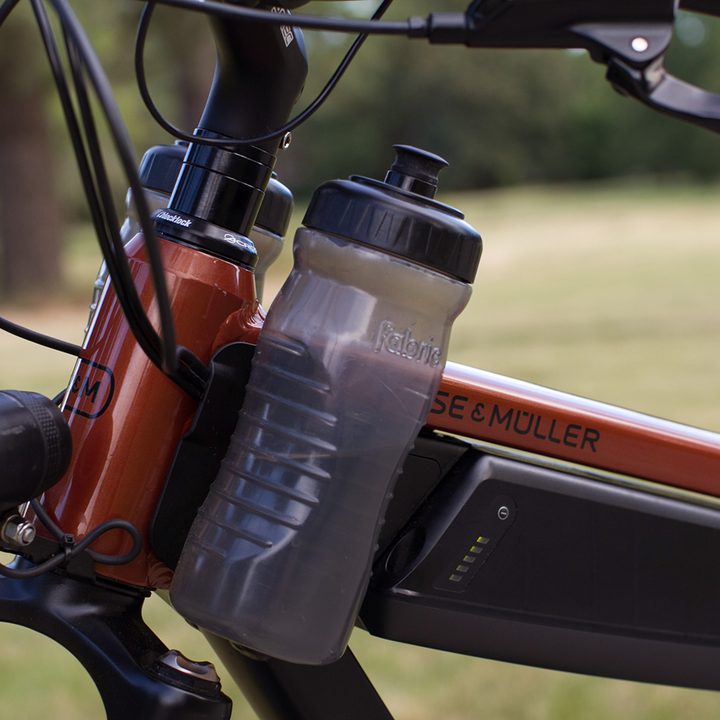 Riese & Muller Delite nuvinci water bottle
