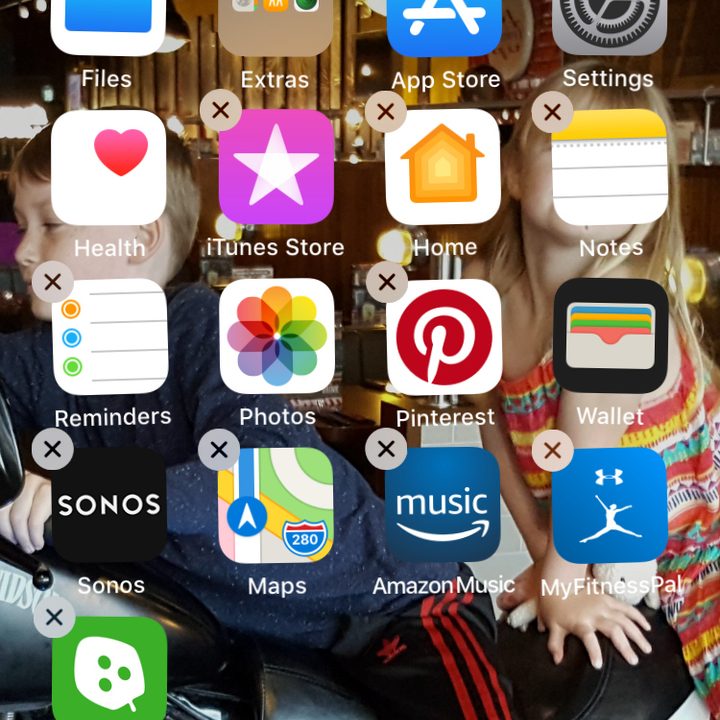 iPhone hide unwanted apps